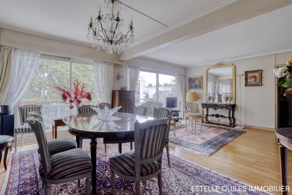 Le Chesnay (78150) LE CHESNAY Appartement 5 pièces avec balcon, cave et parking en sous-sol