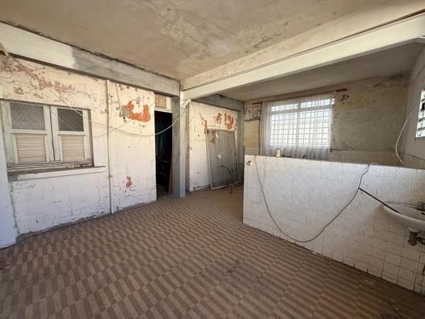 Maison à rénover avec potentiel, secteur recherché