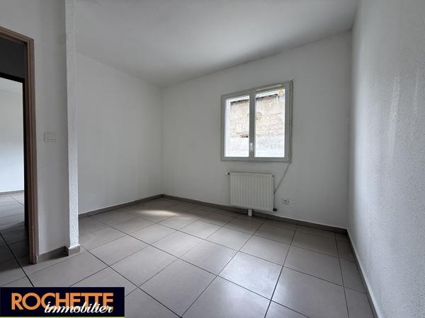 Maison de plain pied - BALBIGNY