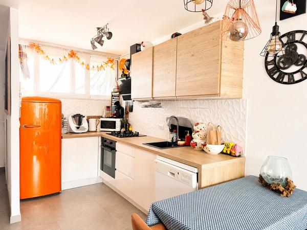 DUPLEX DE TYPE 3 PIÈCES
