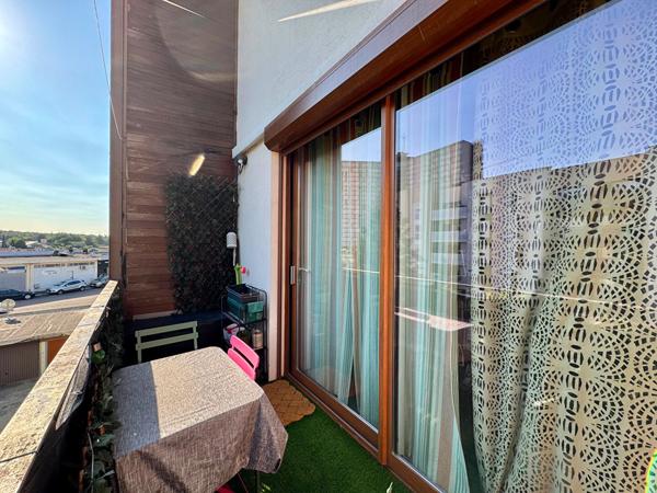 DUPLEX DE TYPE 3 PIÈCES