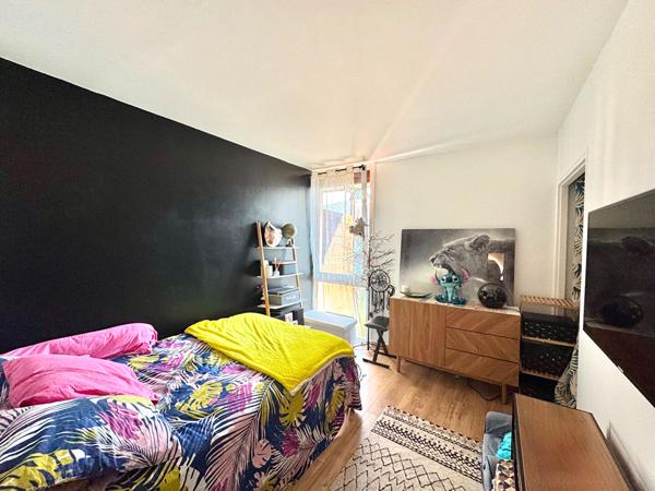 DUPLEX DE TYPE 3 PIÈCES