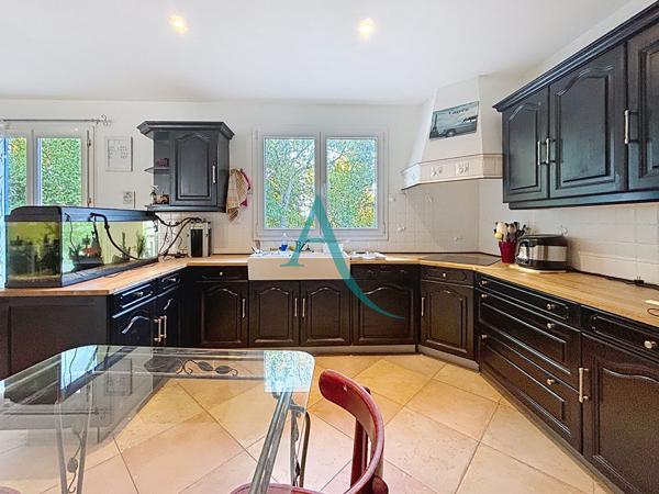 Maison Mennecy 6 pièce(s) 150 m2