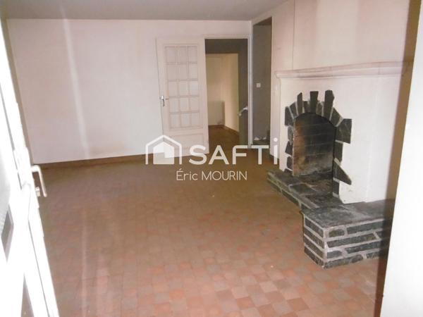 Très belle fermette sans voisins avec un grand terrain, plus un plan d'eau.