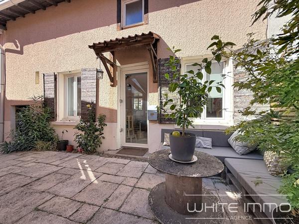 "CHATON", VENTE EN EXCLUSIVITE, FRANCHEVILLE LE HAUT, MAISON ANCIENNE 104 M2, TERRAIN 84 M2