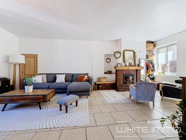 "CHATON", VENTE EN EXCLUSIVITE, FRANCHEVILLE LE HAUT, MAISON ANCIENNE 104 M2, TERRAIN 84 M2