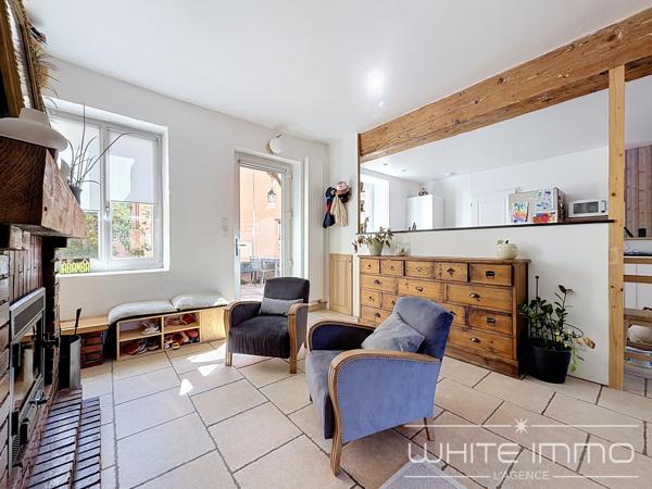 "CHATON", VENTE EN EXCLUSIVITE, FRANCHEVILLE LE HAUT, MAISON ANCIENNE 104 M2, TERRAIN 84 M2