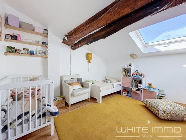 "CHATON", VENTE EN EXCLUSIVITE, FRANCHEVILLE LE HAUT, MAISON ANCIENNE 104 M2, TERRAIN 84 M2