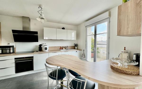 Appartement à vendre    5 pièces • 138 m2 Gournay-sur-Marne