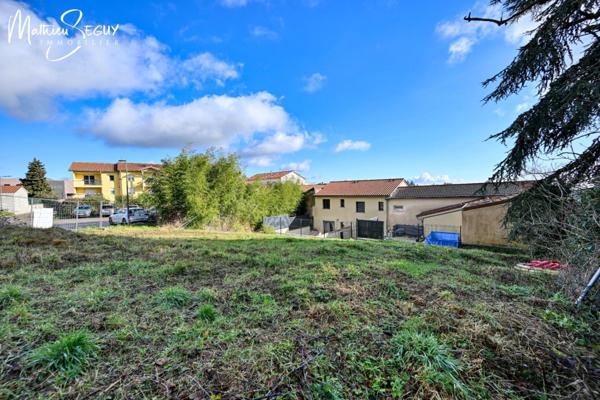Maison individuelle à bâtir sur un terrain de 347 m² POLLIONNAY (69)