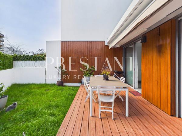 Biarritz – Maison récente avec terrasse et jardinet, à quelques minutes du centre, BIARRITZ