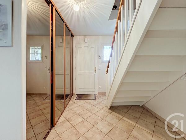 Maison à vendre  5 pièces - 103,77 m 2   COMBS LA VILLE  - 77