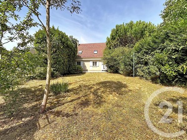 Maison à vendre  5 pièces - 103,77 m 2   COMBS LA VILLE  - 77