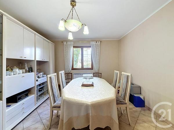 Maison à vendre  5 pièces - 103,77 m 2   COMBS LA VILLE  - 77