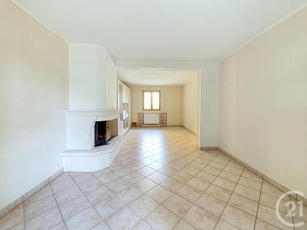 Maison à vendre  5 pièces - 103,77 m 2   COMBS LA VILLE  - 77