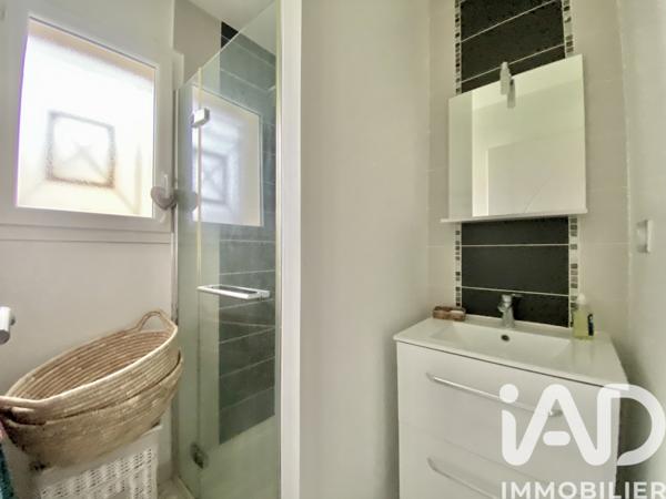 Maison à vendre 5 pièces 82 m² Roquefort