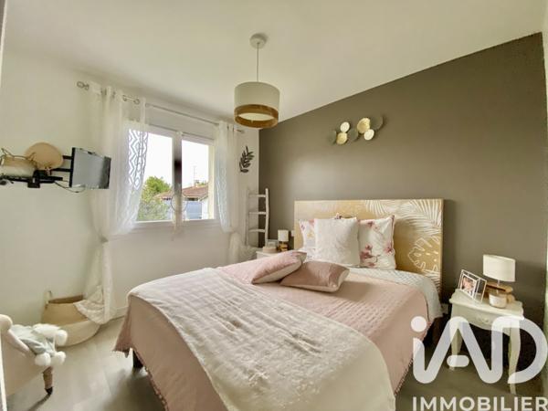 Maison à vendre 5 pièces 82 m² Roquefort