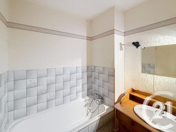 Appartement F4 à vendre  4 pièces - 75,47 m2 MONTBELIARD - 25