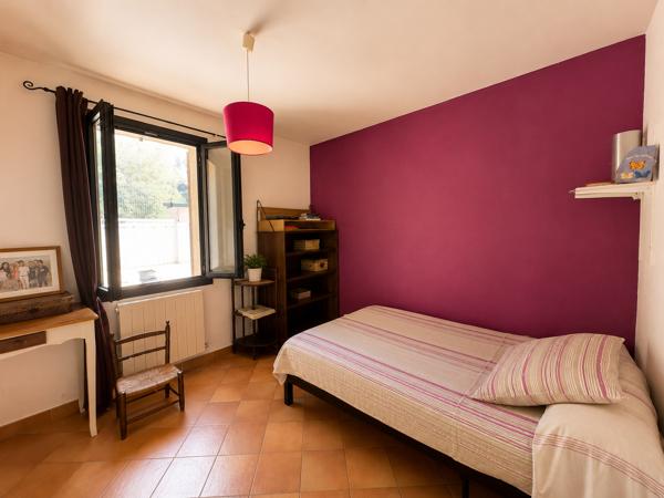 Maison
         4 pièces
        - 114 m² 515 000 € *
