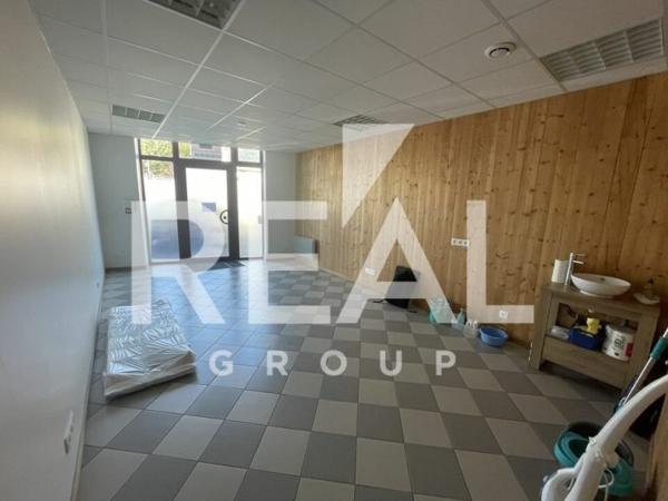 Local commercial de 32 m² à louer à Bordeaux
