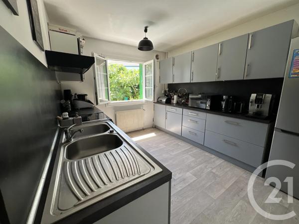 Maison à vendre  6 pièces - 122 m 2   BRIE COMTE ROBERT  - 77