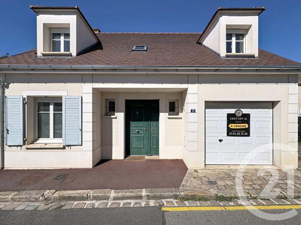 Maison à vendre  6 pièces - 122 m 2   BRIE COMTE ROBERT  - 77