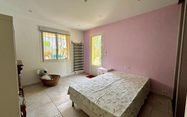 Maison à vendre    5 pièces • 167 m2 Peymeinade