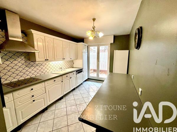 Location appartement 5 pièces 96 m² Champs-sur-Marne