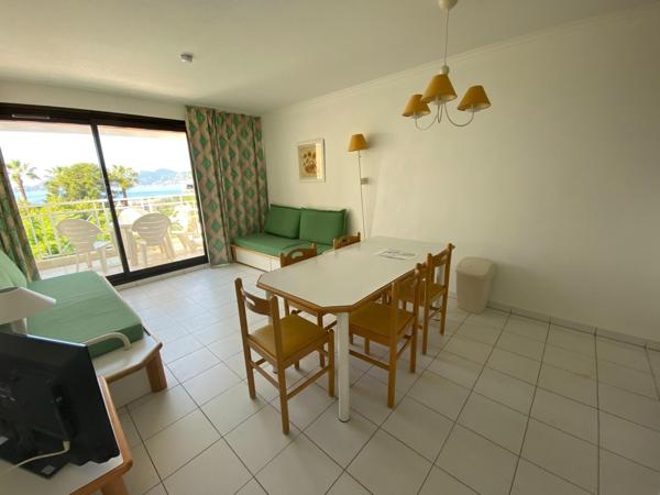 CANNES 3 PIECES VUE MER