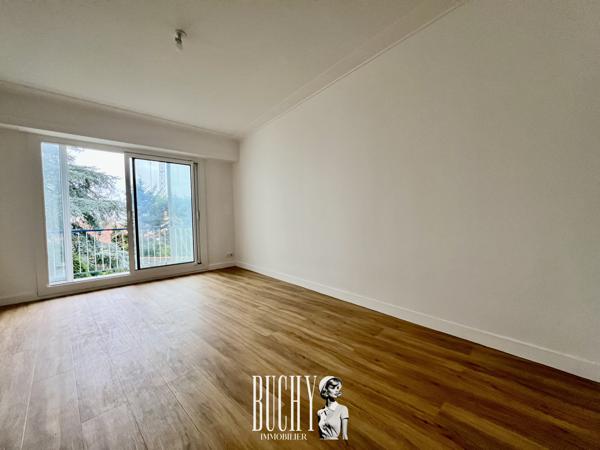Appartement 4 pièce(s) 2 chambre(s) 60 m²