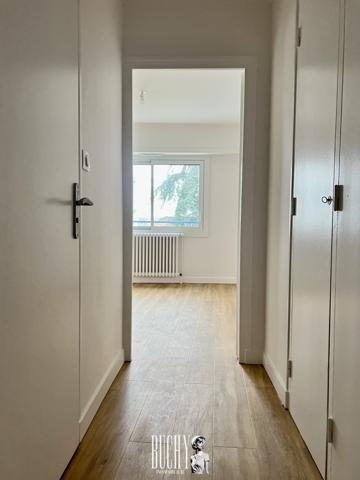 Appartement 4 pièce(s) 2 chambre(s) 60 m²