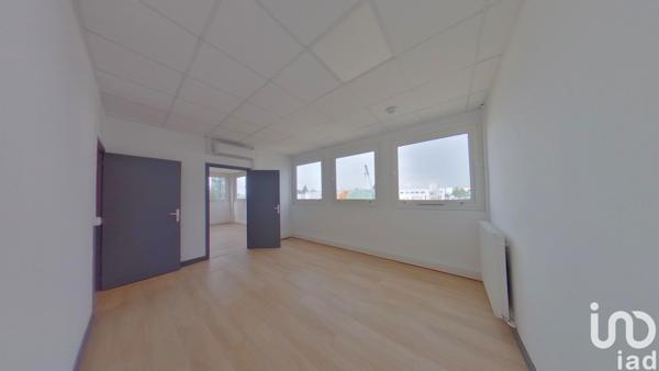 Atelier à vendre 300 m² Vaux-le-Pénil