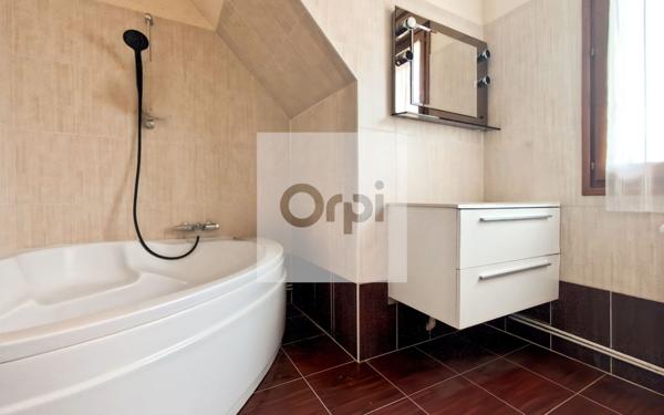 Maison à vendre    6 pièces •  Argenteuil