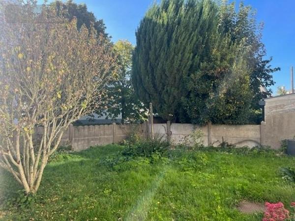 Maison à vendre à Rennes en Ille-et-Vilaine (35000), ref : 008/3035   
RENNES-NANTES/ST JACQUES