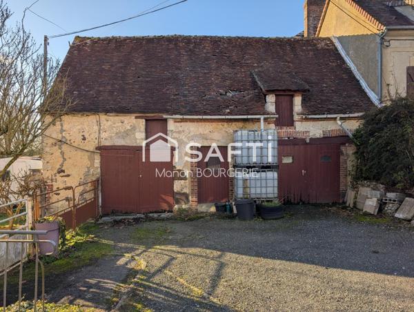 Maison de bourg 62 m² à rénover avec dépendance et jardin