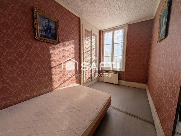 Maison de bourg 62 m² à rénover avec dépendance et jardin