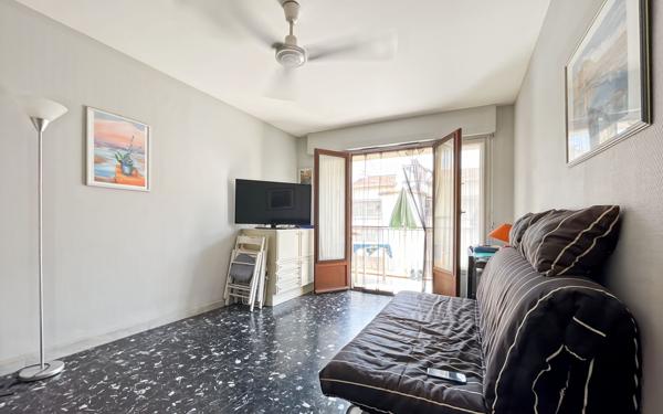 Appartement à vendre    2 pièces • 49,76 m2 Fréjus