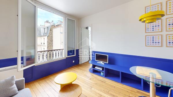 Appartement Paris 2 pièces traversant