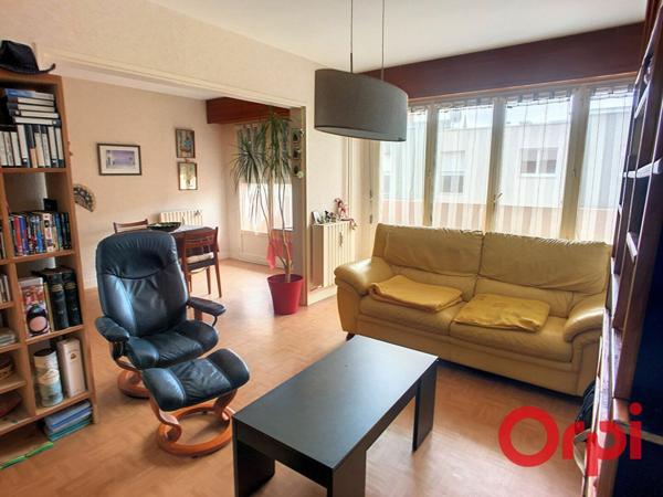 Appartement à vendre    3 pièces •  Montluçon