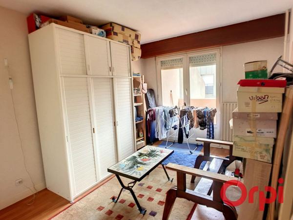 Appartement à vendre    3 pièces •  Montluçon