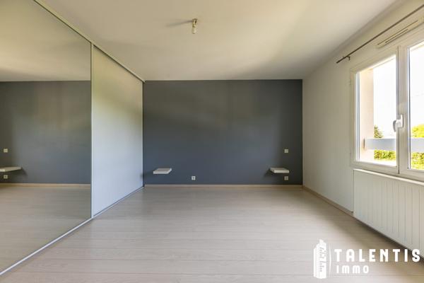 Exclusivité | TREILLIÈRES - BOURG | Maison Familiale 7 Pièces (160m² | 5ch)