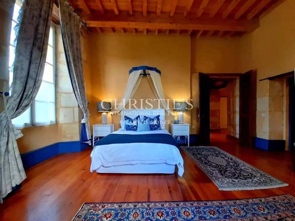 Manoir luxueux du XVe siècle à vendre en Dordogne