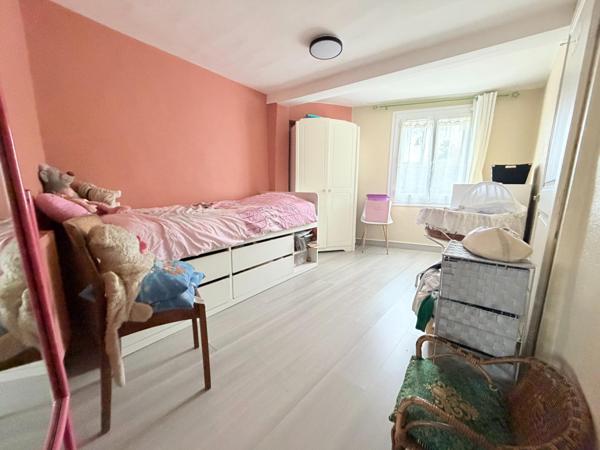 Maison à CHANGE, 72560 - 6 pièces 163m²