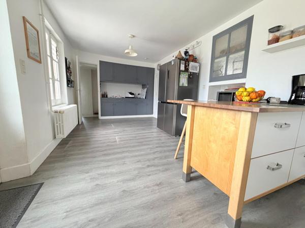 Maison à CHANGE, 72560 - 6 pièces 163m²