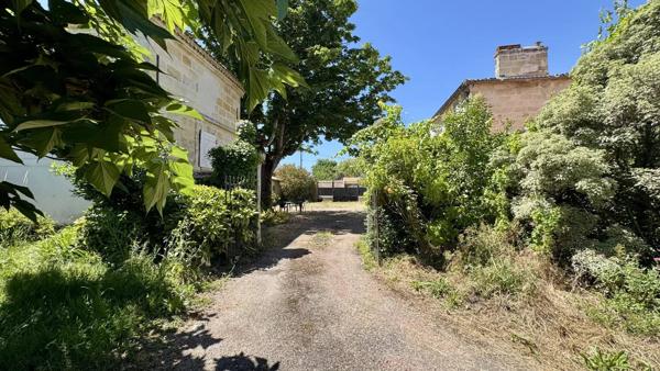 Maison de caractère – 260 m² – Parc arboré de 4 500 m² – Saint-Louis-de-Montferrand
