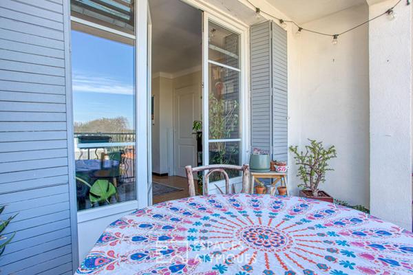 Dernier étage avec terrasse et garage