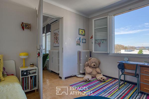 Dernier étage avec terrasse et garage