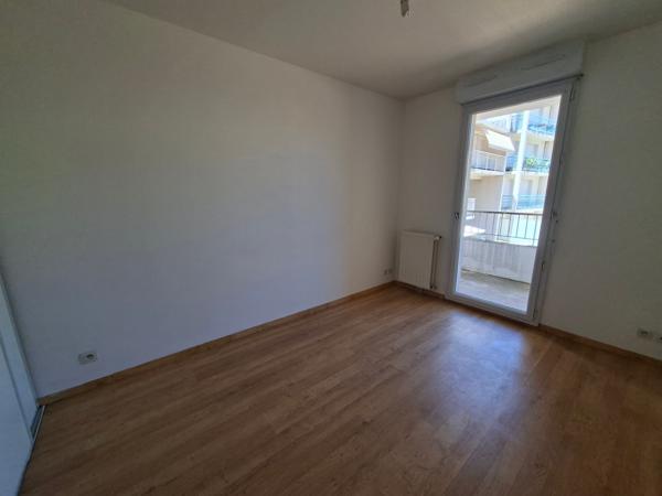Secteur ney -  t2 avec parking et cave
