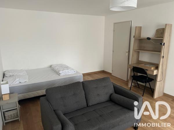 Location studio 33 m² Savigny-le-Temple