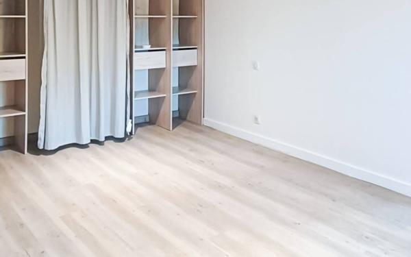 Maison à vendre    7 pièces •  Saint-Astier